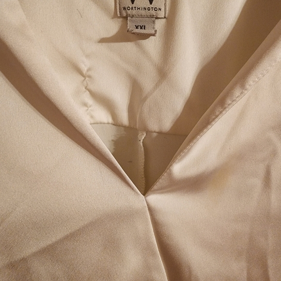 Top - Picture 3 of 6